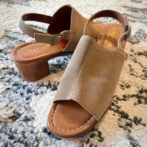 Mariella Tan Suede Block Heel Sandals - Made in Italy